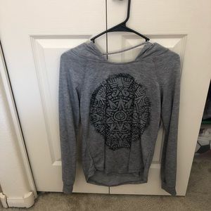 long sleeve sweatshirt